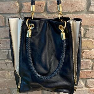 Like new leather badgley mishka shoulder bag tote